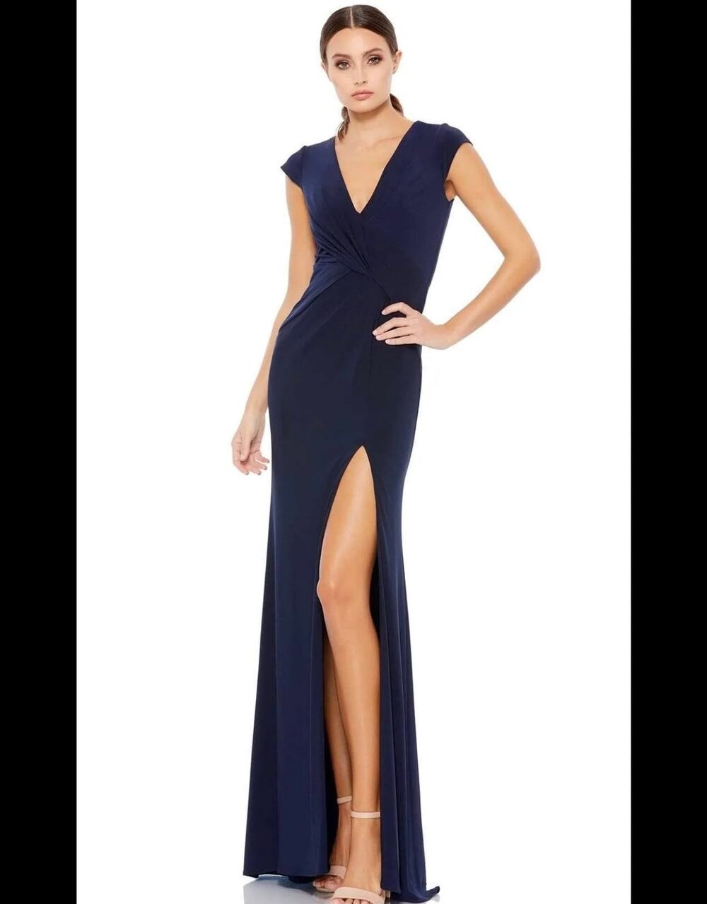 New MAC DUGGAL 26504 blue vneck cap sleeve gown dress size 2